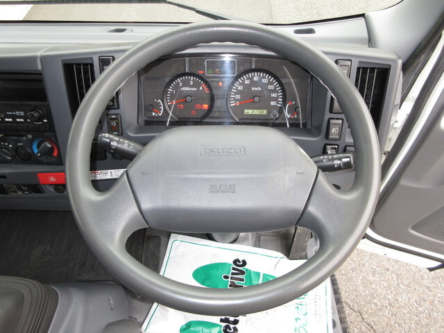 いすゞエルフアルミバン小型（2t・3t）[写真23]