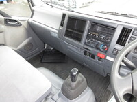 いすゞエルフアルミバン小型（2t・3t）[写真26]