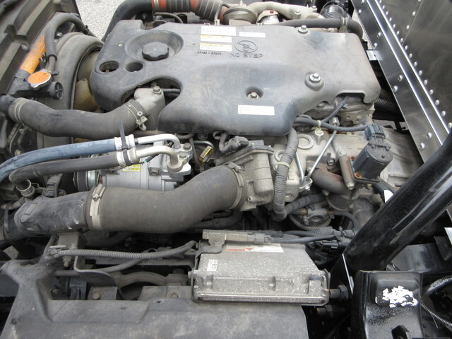 いすゞエルフアルミバン小型（2t・3t）[写真28]