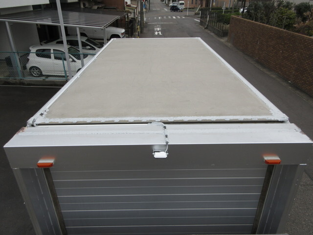 いすゞエルフアルミバン小型（2t・3t）[写真40]