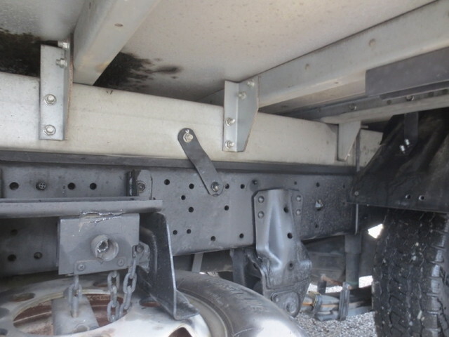 日野デュトロアルミバン小型（2t・3t）[写真11]