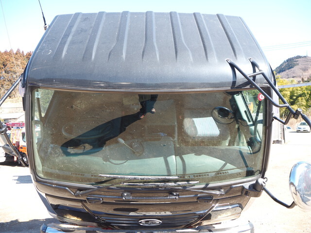 UDトラックスコンドルダンプ増トン（6t・8t）[写真10]