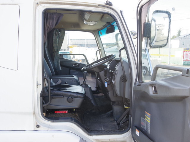 三菱ふそうファイターアルミブロック増トン（6t・8t）[写真29]