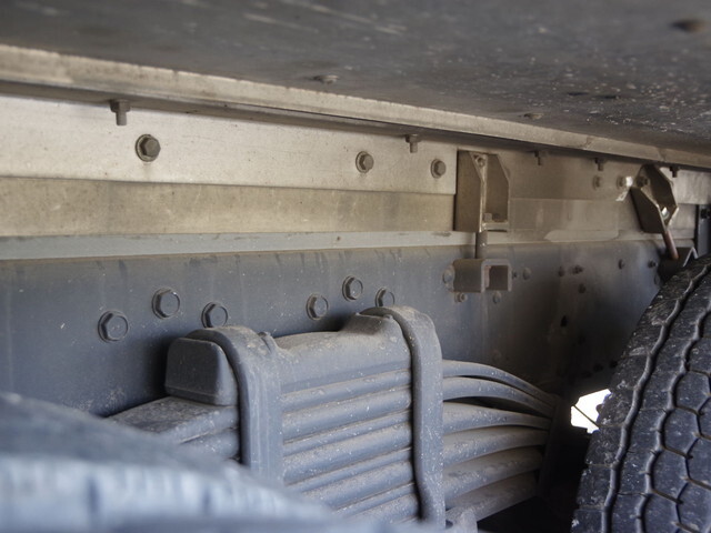 三菱ふそうファイターアルミブロック増トン（6t・8t）[写真08]