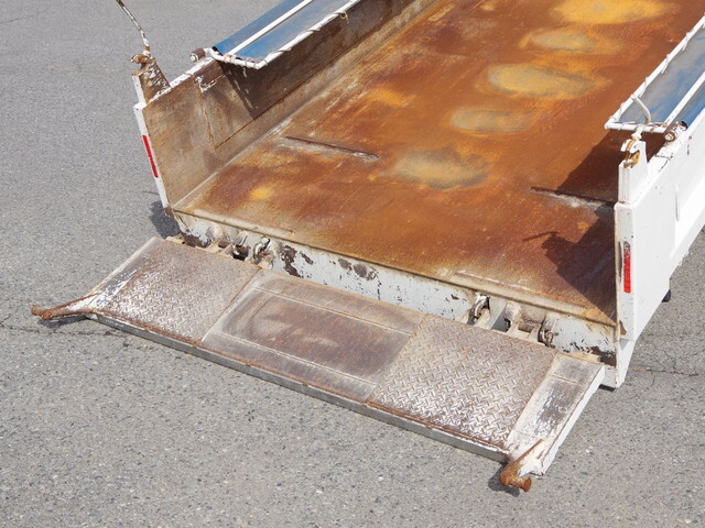 日野デュトロローダーダンプ小型（2t・3t）[写真14]