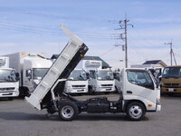 日野デュトロローダーダンプ小型（2t・3t）[写真10]