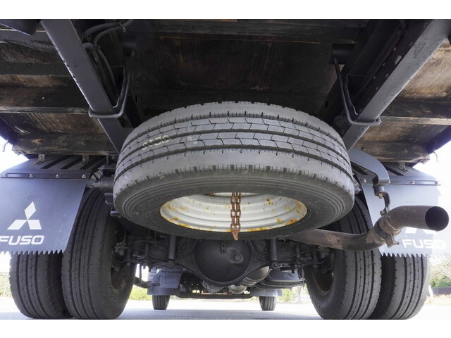 三菱ふそうキャンター平ボディ小型（2t・3t）[写真10]
