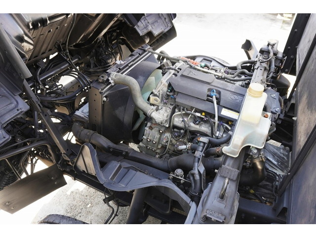 三菱ふそうキャンター平ボディ小型（2t・3t）[写真19]