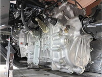 三菱ふそうファイターアルミブロック中型（4t）[写真14]