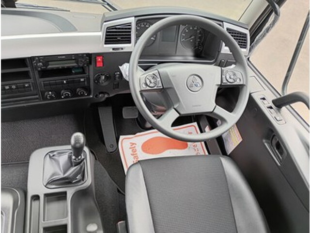 三菱ふそうファイターアルミブロック中型（4t）[写真24]