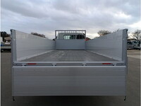 三菱ふそうファイターアルミブロック中型（4t）[写真09]