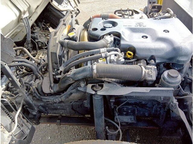 いすゞエルフ高所作業車小型（2t・3t）[写真23]