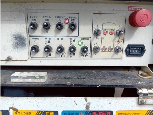 いすゞエルフ高所作業車小型（2t・3t）[写真34]