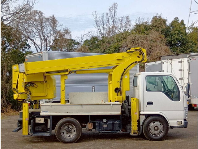 いすゞエルフ高所作業車小型（2t・3t）[写真07]