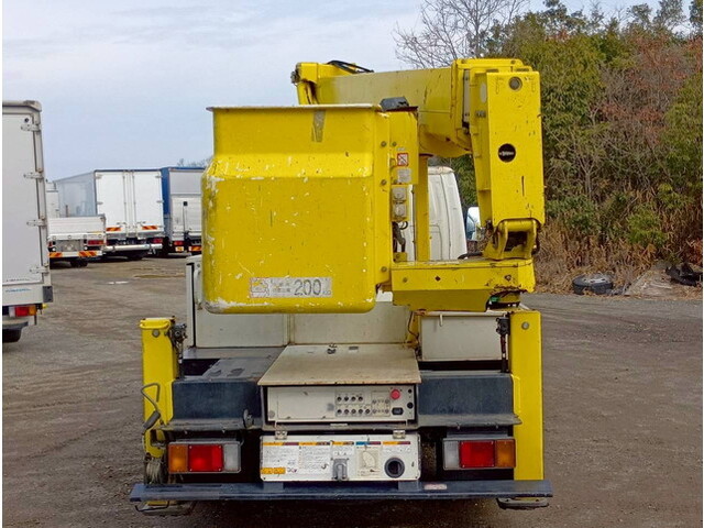 いすゞエルフ高所作業車小型（2t・3t）[写真08]