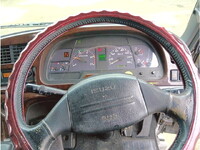 いすゞギガアルミウイング大型（10t）[写真21]