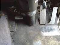 いすゞギガアルミウイング大型（10t）[写真23]