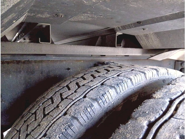 いすゞギガアルミウイング大型（10t）[写真32]