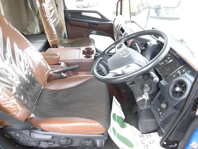 日野レンジャーアルミブロック中型（4t）[写真17]