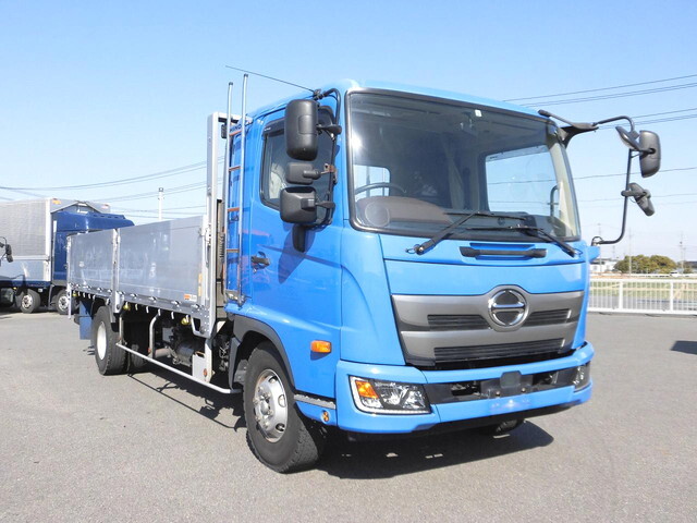 日野レンジャーアルミブロック中型（4t）[写真03]