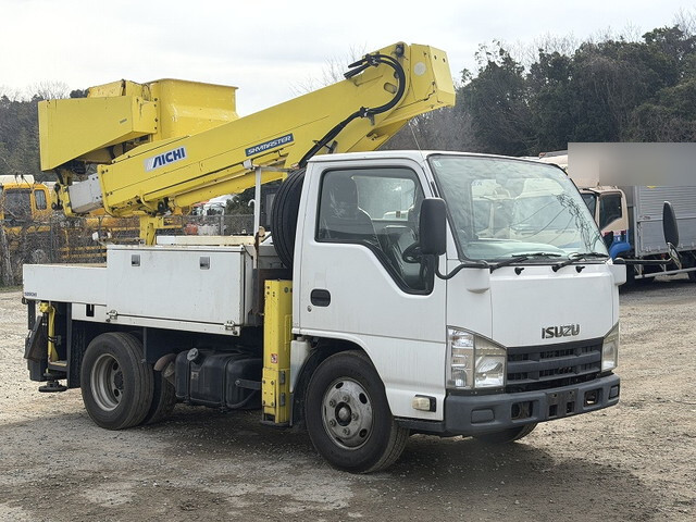 いすゞエルフ高所作業車小型（2t・3t）[写真01]