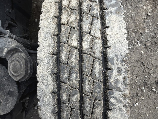 いすゞエルフ高所作業車小型（2t・3t）[写真10]