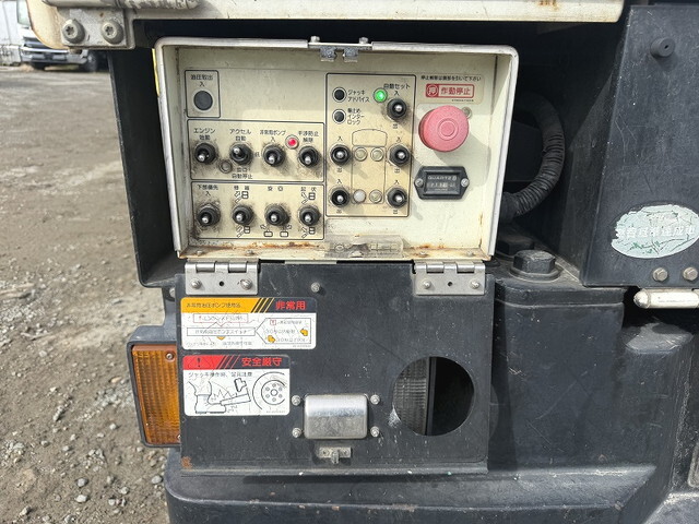 いすゞエルフ高所作業車小型（2t・3t）[写真20]