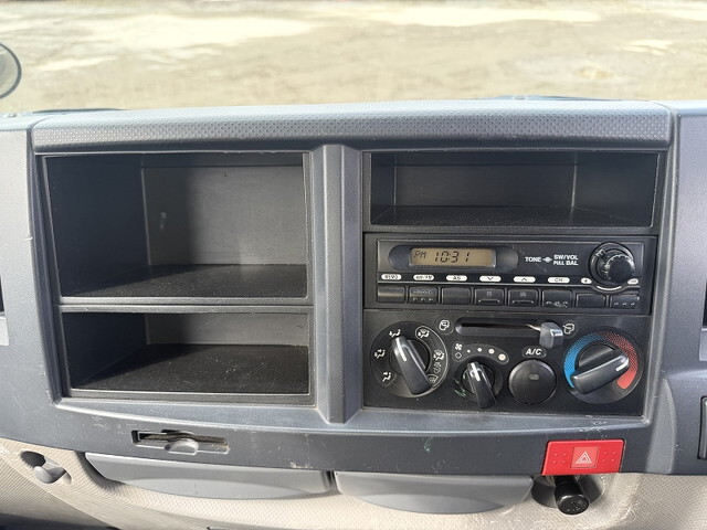 いすゞエルフ高所作業車小型（2t・3t）[写真37]