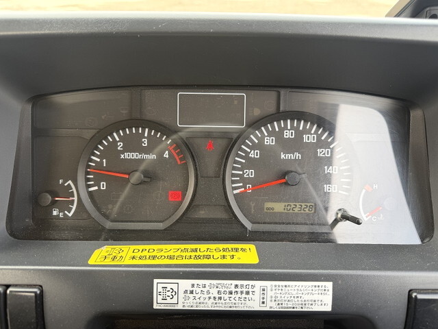 いすゞエルフ高所作業車小型（2t・3t）[写真39]