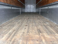 三菱ふそうスーパーグレートアルミウイング大型（10t）[写真13]