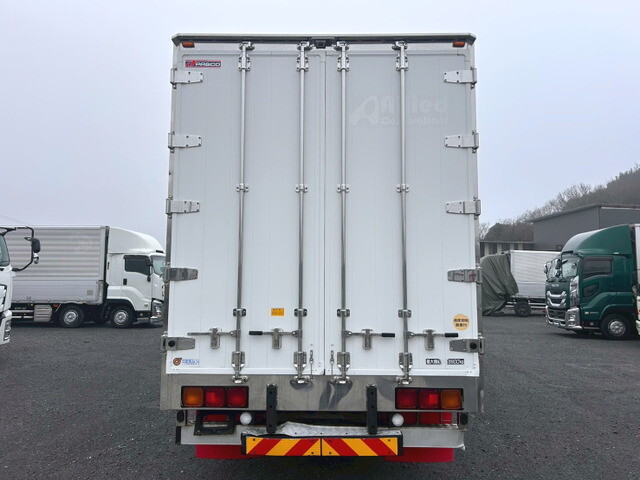 三菱ふそうスーパーグレートアルミウイング大型（10t）[写真13]