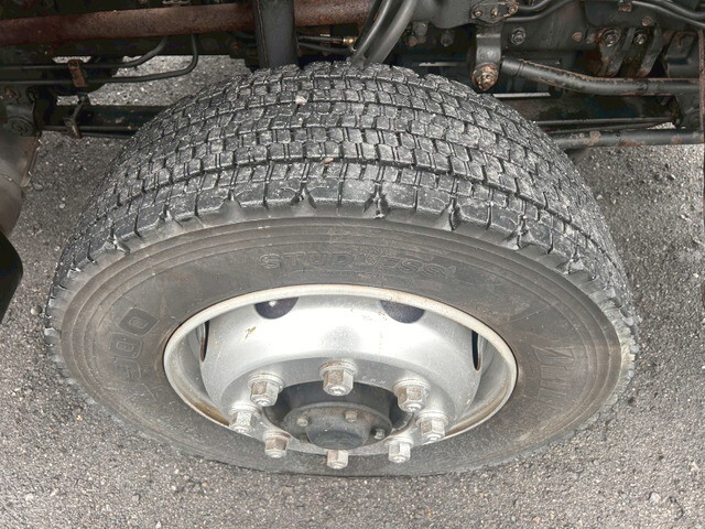 三菱ふそうスーパーグレートアルミウイング大型（10t）[写真39]