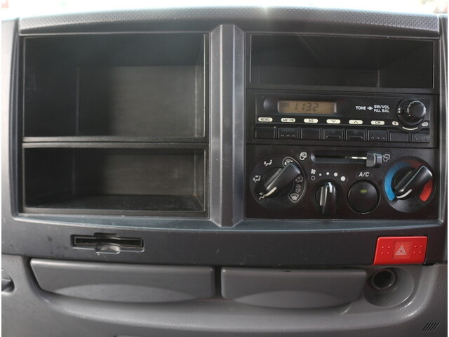 いすゞエルフ平ボディ小型（2t・3t）[写真22]