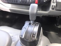 日野デュトロ平ボディ小型（2t・3t）[写真13]