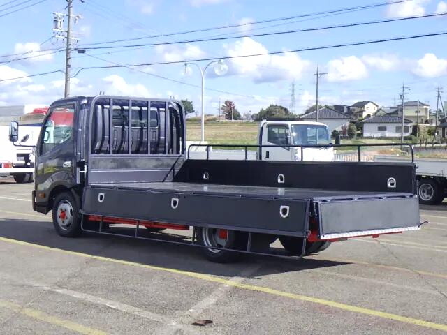 日野デュトロ平ボディ小型（2t・3t）[写真23]