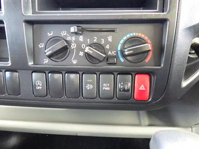 日野デュトロ平ボディ小型（2t・3t）[写真38]