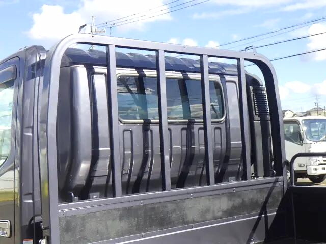 日野デュトロ平ボディ小型（2t・3t）[写真09]