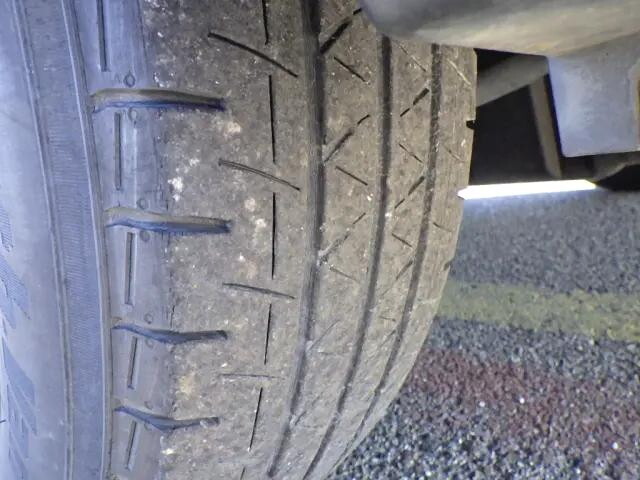 トヨタハイエースバン小型（2t・3t）[写真23]