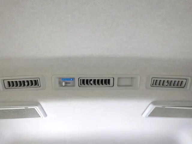 トヨタハイエースバン小型（2t・3t）[写真32]