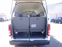 トヨタハイエースバン小型（2t・3t）[写真10]