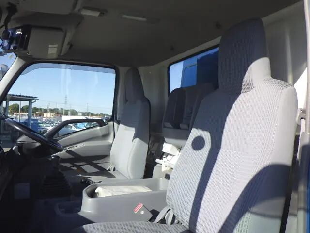 日野デュトロパッカー車（塵芥車）小型（2t・3t）[写真14]