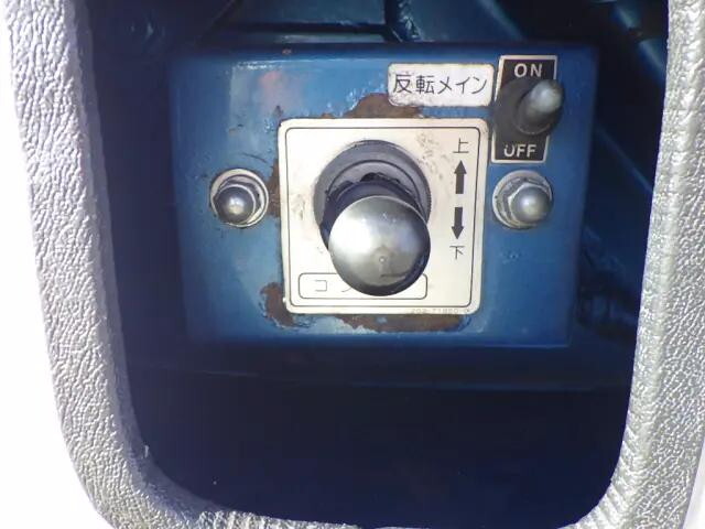 日野デュトロパッカー車（塵芥車）小型（2t・3t）[写真29]