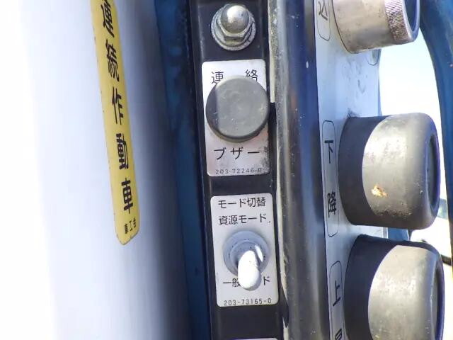 日野デュトロパッカー車（塵芥車）小型（2t・3t）[写真31]