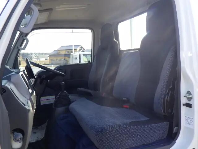 いすゞエルフアルミブロック小型（2t・3t）[写真10]