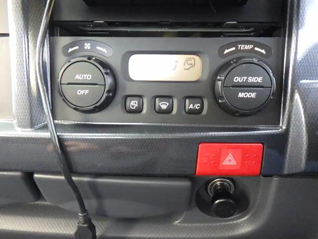 いすゞエルフアルミブロック小型（2t・3t）[写真14]