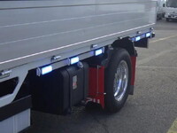 いすゞエルフアルミブロック小型（2t・3t）[写真25]