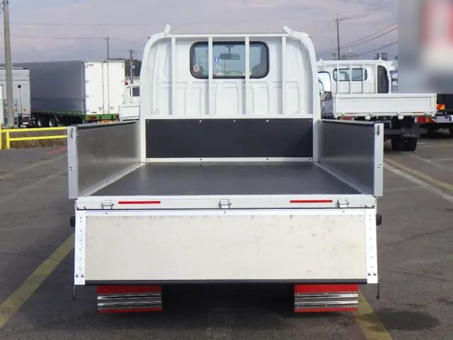 いすゞエルフアルミブロック小型（2t・3t）[写真25]