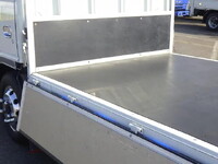 いすゞエルフアルミブロック小型（2t・3t）[写真27]