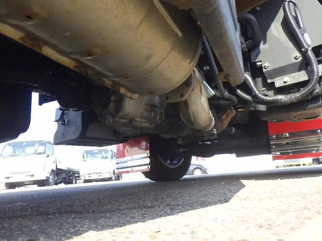 いすゞエルフアルミブロック小型（2t・3t）[写真29]