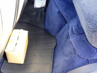 いすゞエルフアルミブロック小型（2t・3t）[写真40]